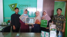 Impplisba menyalurkan bantuan untuk korban terdampak erupsi Gunung Semeru di Kantor Dompet Dhuafa Singgalang