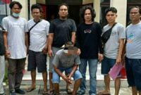 Tim Opsnal Macan Kumbang Satreskrim Polres Pesisir Selatan menangkap seorang terduga pelaku penipuan dengan modus masuk polisi. 