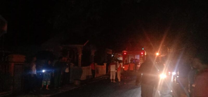 Kebakaran terjadi di pemukiman padat penduduk di Kampung Jao, Nagari Painan Selatan, Kecamatan IV Jurai, Pesisir Selatan.