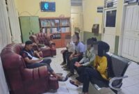 Dua pasang remaja diamankan oleh Satuan Tugas Ketentraman dan Ketertiban Umum (Satgas Trantibum) Pesisir Selatan dalam razia yang digelar Senin (8/8) dini hari