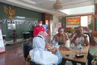 Pelaksanaan vaksinasi oleh Badan Intelijen Negara Daerah (BINDA) Sumbar di Kntor Bupati Pesisir Selatan, Selasa (2/8). Vaksinasi ini menyasar pada ASN dan Non-ASN di lingkungan pemerintahan setempat. Foto: Ronal Dodot