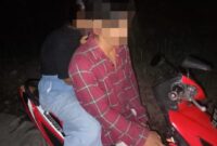 Sepasang remaja yang terjaring razia Satpol PP Pessel karena berpacaran di tempat yang gelap, Senin (22/8)