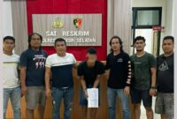 Tim Opsnal Macan Kumbang Satreskrim Polres Pesisir Selatan berhasil menangkap seorang pria atas dugaan perbuatan persetubuhan dengan anak di bawah umur.