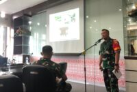 Dansatgas TMMD Sampaikan Paparan Capaian TMMD ke-115 Pesisir Selatan pada Tim Wasev