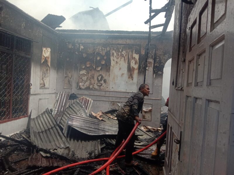 Satu Unit Rumah di Perumnas Painan Timur Terbakar, Kerugian Ditaksir Rp500 Juta