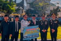 Bank Nagari Painan Serahkan Deviden Saham ke Pemkab Pessel Sebesar Rp10,9 Miliar