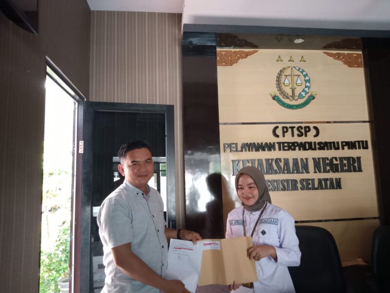 12 Anggota DPRD Pesisir Selatan Resmi Dilaporkan ke Kejaksaaan