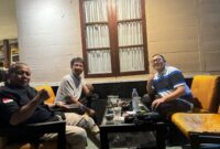 Bakal Calon Bupati Pesisir Selatan Welly Bernando bersama Wakil Ketua MPC Pemuda Pancasila Pesisir Selatan dan Majelis Pertimbangan Organisasi MPC Pemuda Pancasila Pessel Fahrizal Indra