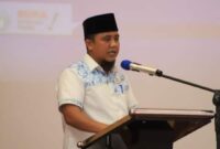 Ketua DPRD Pesisir Selatan Ermizen