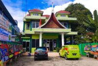 Kantor Pusat BPR Lengayang di Pasar Kambang, Kecamatan Lengayang, Kabupaten Pesisir Selatan.