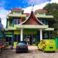 Kantor Pusat BPR Lengayang di Pasar Kambang, Kecamatan Lengayang, Kabupaten Pesisir Selatan.