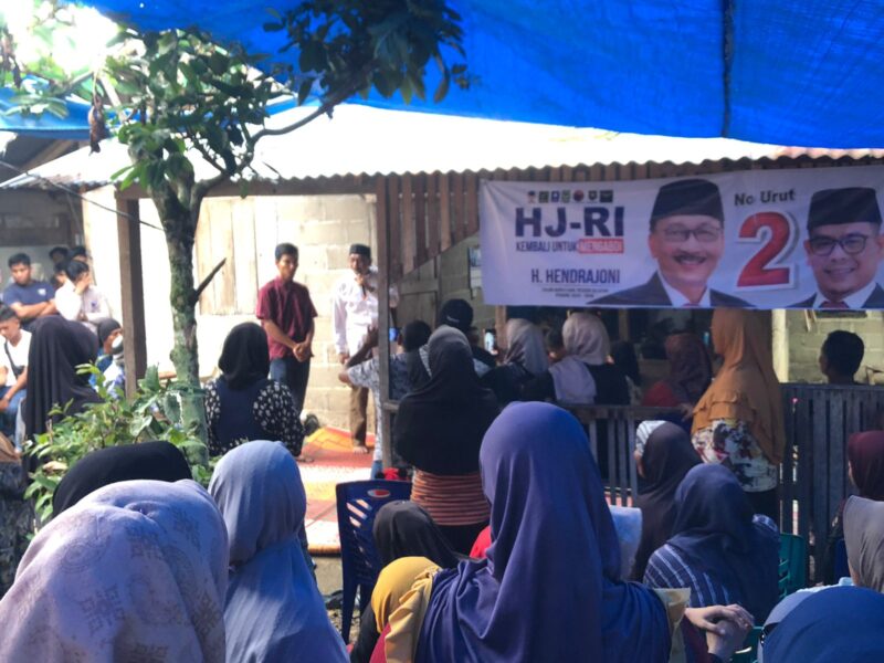 Persatuan Pedagang Keliling Pessel (P2KP) menyatakan sikap untuk mendukung Paslon Hendrajoni - Risnaldi Ibrahim di Pilkada serentak 2024