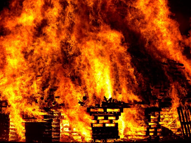 Ilustrasi Kayu Aro Lautan Api. Foto: Pixabay