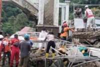 90 Orang Tewas 85 Hilang

