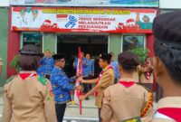 Wakil Bupati Pesisir Selatan Risnaldi Ibrahim saat melepas kontingen kwarcab 0301 Gerakan Pramuka Pesisir Selatan 