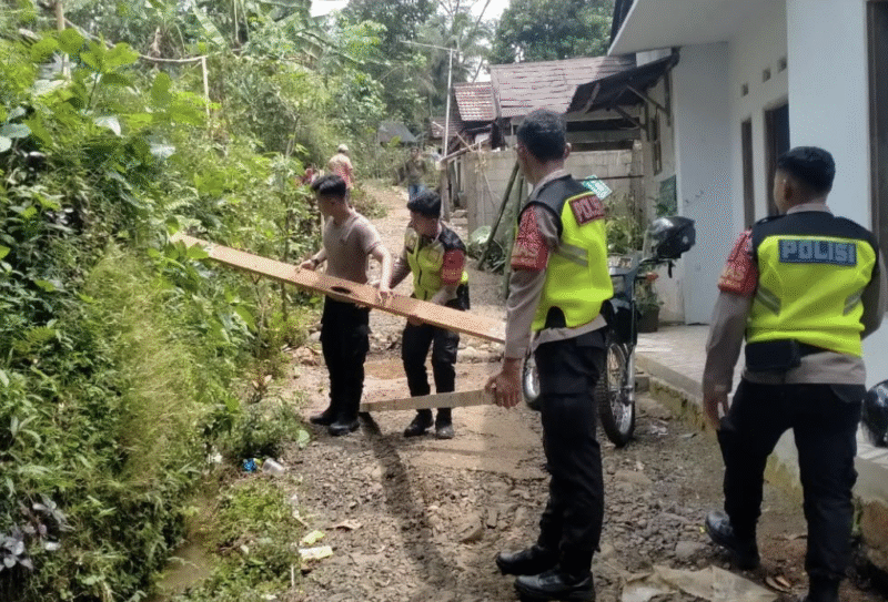 Personel Polres Purbalingga Masih Siaga di Lokasi Mobile Land di Desa Maribaya

