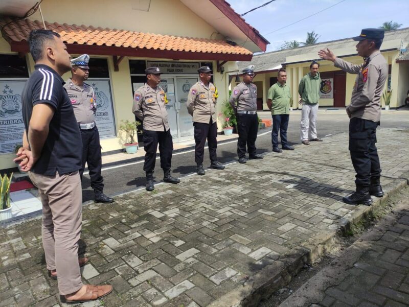 Polsek Kronjo Gelar Panggilan Pagi

