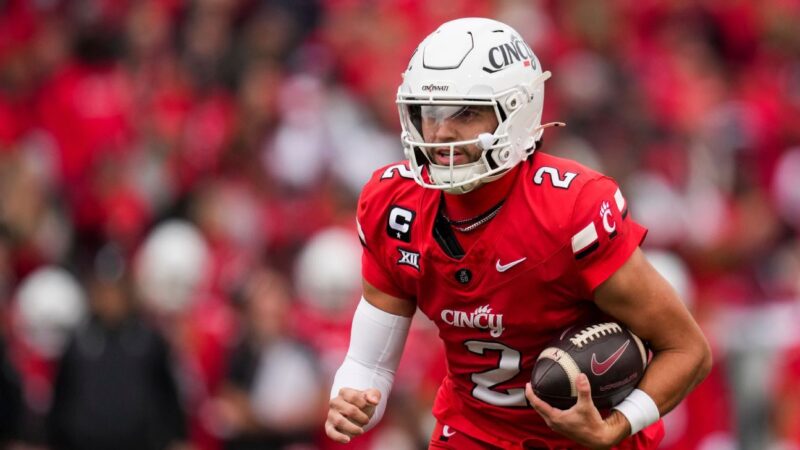 Cincinnati QB Sorsby menunggu nilai draf, untuk memasuki portal

