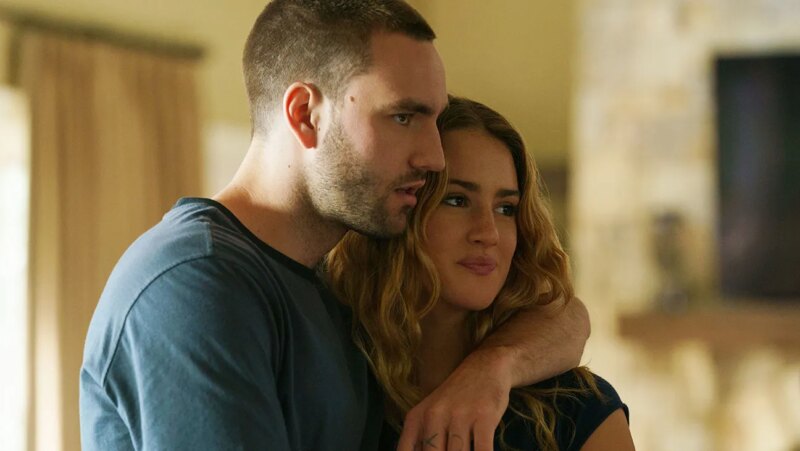 Grace Van Patten, Jackson White Kembali

