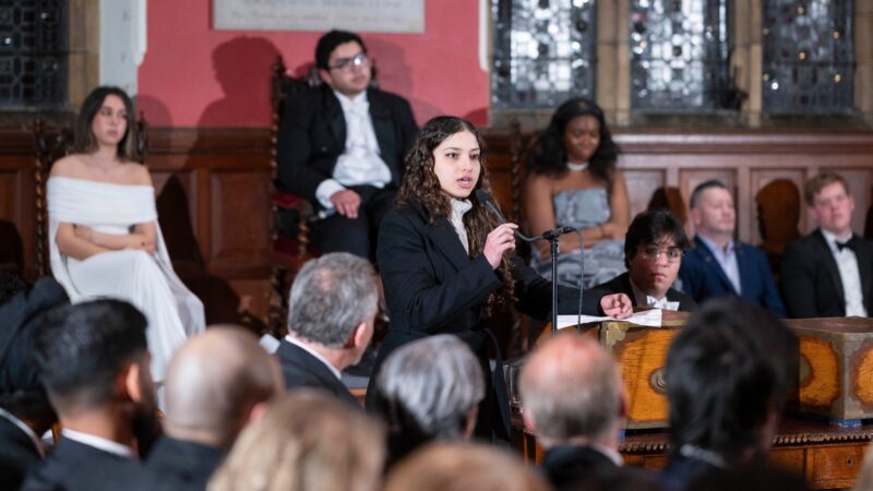 Presiden baru Oxford Union mengatakan suara-suara pro-Palestina menghadapi 'pengawasan yang tidak proporsional'

