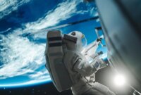 Satelit Berisiko? AI Baru Memprediksi Cuaca Luar Angkasa Dengan Akurasi Terobosan

