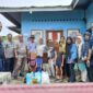Dinas Sosial Kota Padang bersama pemerintah setempat dan perwakilan keluarga melaksanakan reunifikasi keluarga terlantar asal Padang yang dipulangkan dari Cileungsi, Kabupaten Bogor, di Desa Balai Gadang, Kecamatan Koto Tangah, Sabtu (31/10/2026).