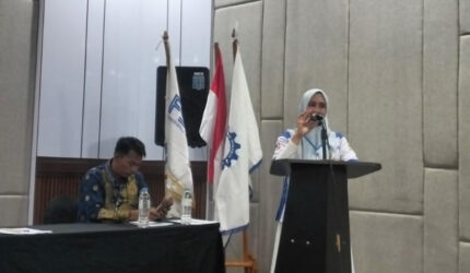 Fika Faradisiana Cetak Sejarah Menjadi Satu-Satunya Perempuan Pimpin PC SPLP FSPMI