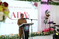 Wakil Bupati Pesisir Selatan Risnaldi Ibrahim saat memberikan sambutan dalam pertemuan ISKADA se-Sumbar di Mandeh, Senin (12/10/2026). Foto: ARZ/bandasapuluah