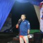 Ketua Karang Taruna Pesisir Selatan Nasrul menyampaikan sambutan dalam kegiatan HUT ke-66 dan Bulan Bakti Karang Taruna Kabupaten Pesisir Selatan 2026 di Carocok Painan, Sabtu (24/10/2026). Ia mengajak generasi muda memperkuat persatuan dan berkontribusi dalam pembangunan daerah.