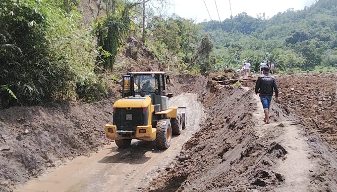 Kabupaten Pesisir Selatan Tetapkan Status Tanggap Darurat Pasca Dilanda Banjir dan Longsor

