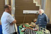 Kunjungi Atlet Paralayang Korban Crash Landing di Porprov XIV, Lisda Hendrajoni Pastikan Biaya Pengobatan Ditanggung BPJS Ketenagakerjaan

