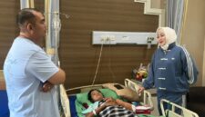 Kunjungi Atlet Paralayang Korban Crash Landing di Porprov XIV, Lisda Hendrajoni Pastikan Biaya Pengobatan Ditanggung BPJS Ketenagakerjaan

