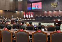 Mahkamah Konstitusi (MK) menggelar sidang pembacaan putusan atas perkara terkait ijazah Wapres Gibran saat pencalonan di Pilpres 2024, Selasa (6/10/2026) malam. (foto:ist/CNN Indonesia)
