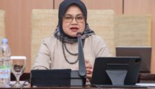 Inspektur Sekretariat Jenderal MPR RI, Anies Mayangsari Muninggar saat menyampaikan laporan pelaksanaan Sosialisasi Persesjen Nomor 6 Tahun 2026 tentang Pengelolaan Konflik Kepentingan di lingkungan Sekretariat Jenderal MPR RI, di Gedung GBHN, Kompleks Parlemen, Jakarta, Senin (6/10/2026). Foto: MPR RI