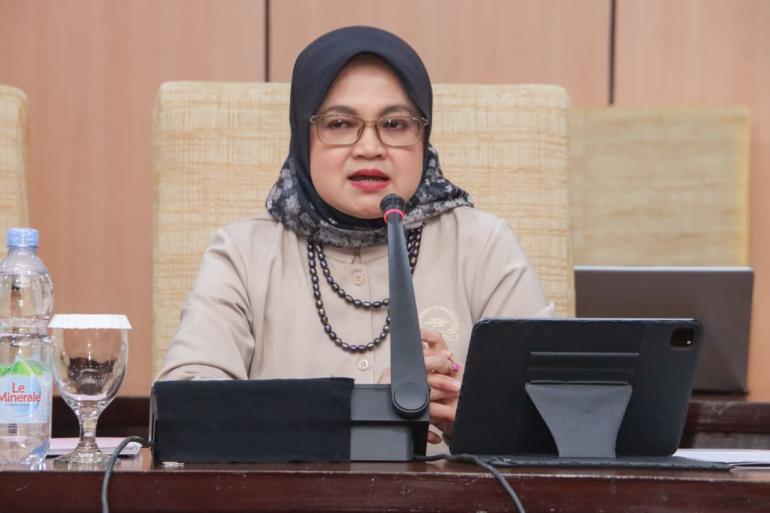 Inspektur Sekretariat Jenderal MPR RI, Anies Mayangsari Muninggar saat menyampaikan laporan pelaksanaan Sosialisasi Persesjen Nomor 6 Tahun 2026 tentang Pengelolaan Konflik Kepentingan di lingkungan Sekretariat Jenderal MPR RI, di Gedung GBHN, Kompleks Parlemen, Jakarta, Senin (6/10/2026). Foto: MPR RI